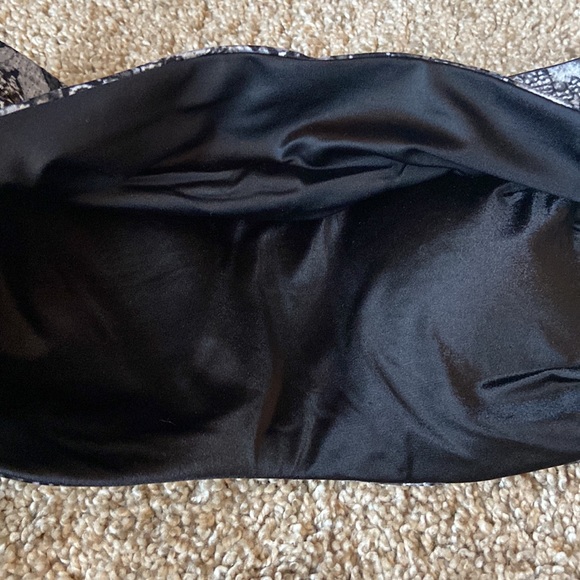 Grey Floral Bandeau Small - Picture 3 of 3